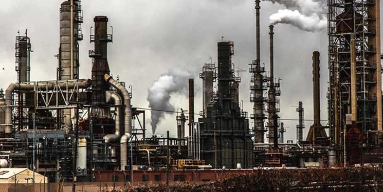 ساخت نخستین واحد صنعتی تولید کننده فرآورده‌های نفتی در بروجرد